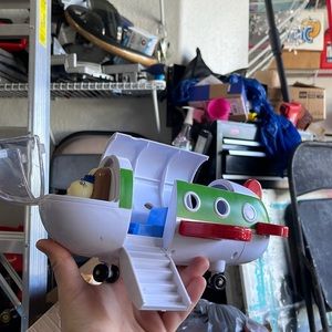 Peppa pig airplane